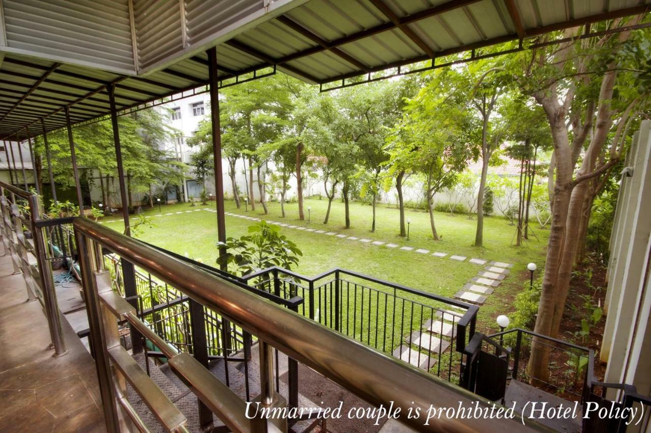 โรงแรมเกรน อาเลีย จาการ์ตา ภายนอก รูปภาพ