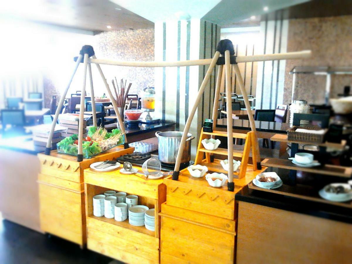 โรงแรมเกรน อาเลีย จาการ์ตา ภายนอก รูปภาพ